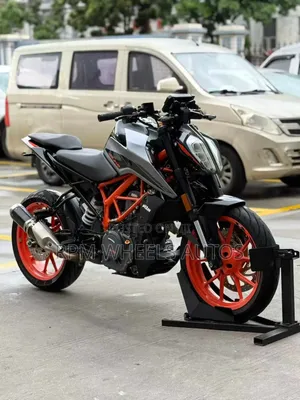 KTM 2023 Orange