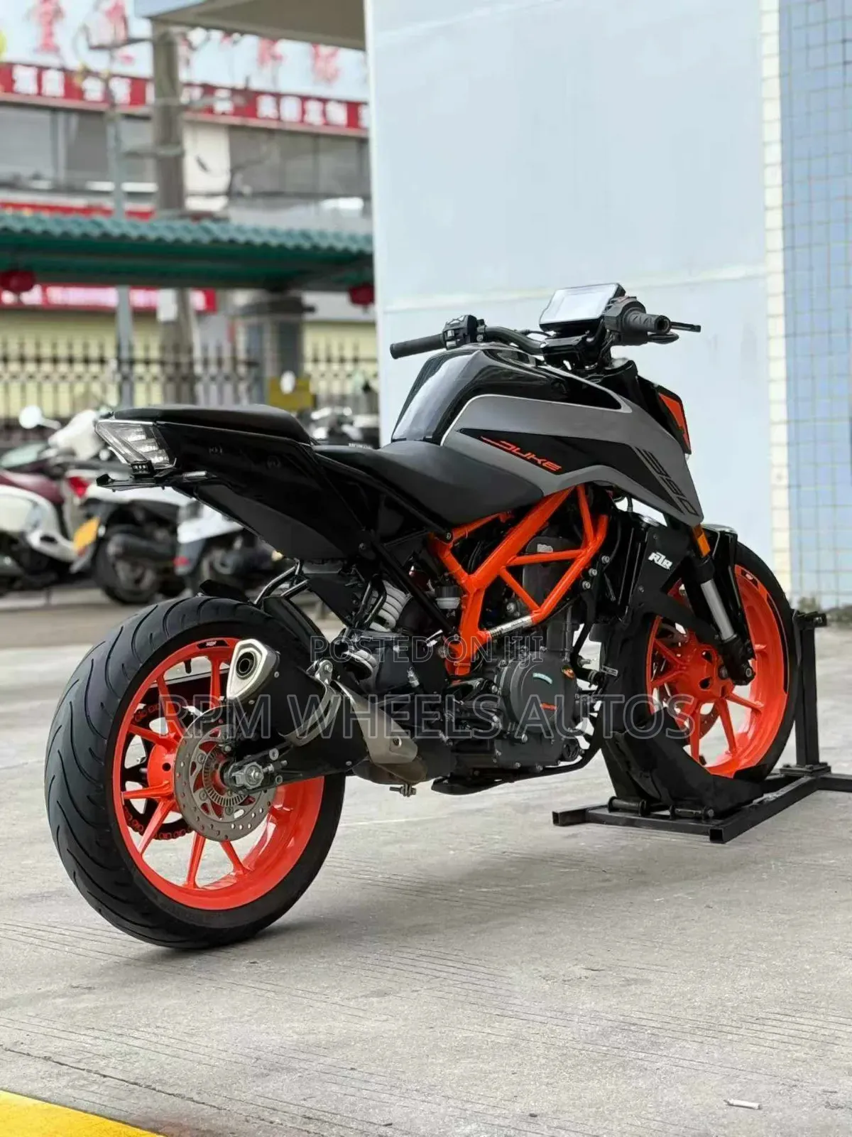 KTM 2023 Orange