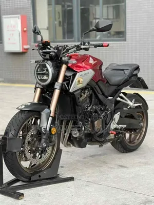 Honda CB 2020 Red