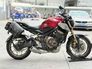 Honda CB 2020 Red