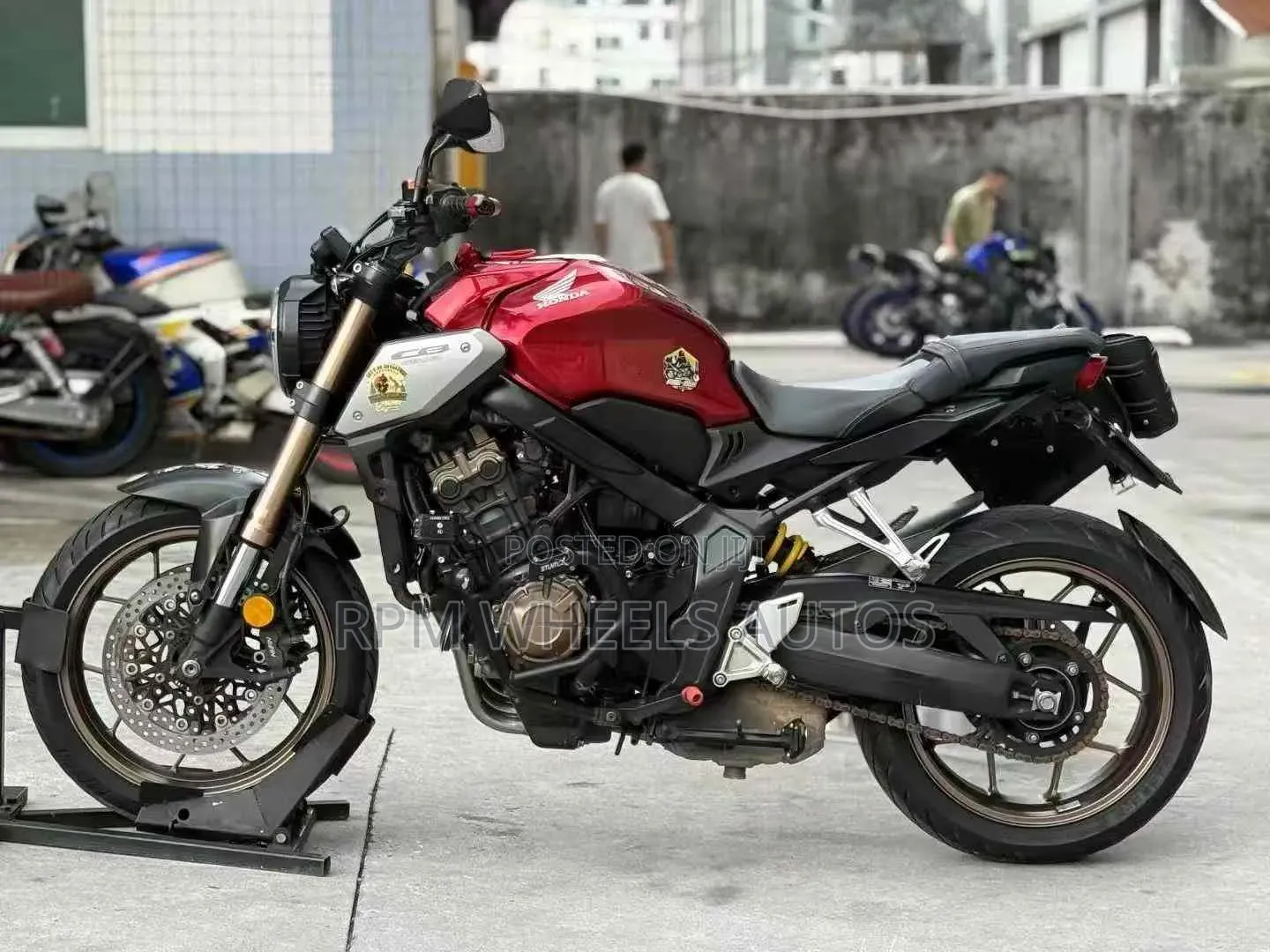 Honda CB 2020 Red
