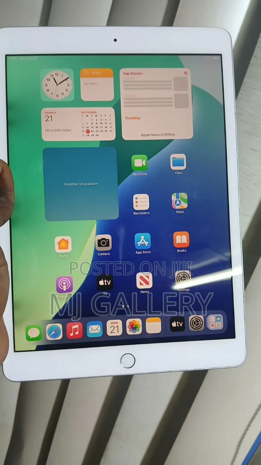 Apple iPad 10.2 (2021) 32 GB White
