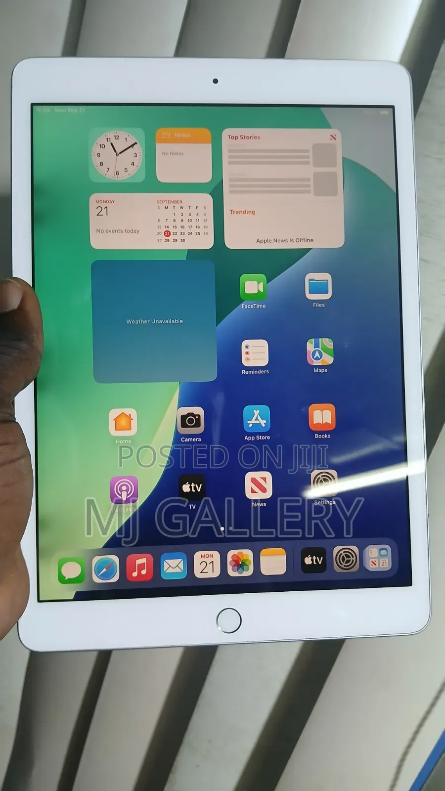 Apple iPad 10.2 (2021) 32 GB White