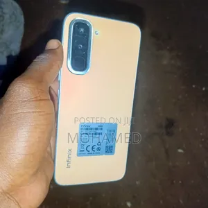 Infinix Hot 70 128 GB Orange