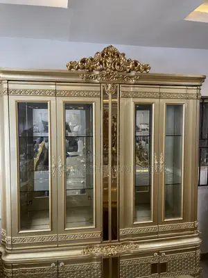 Luxury Royal Wine Bar