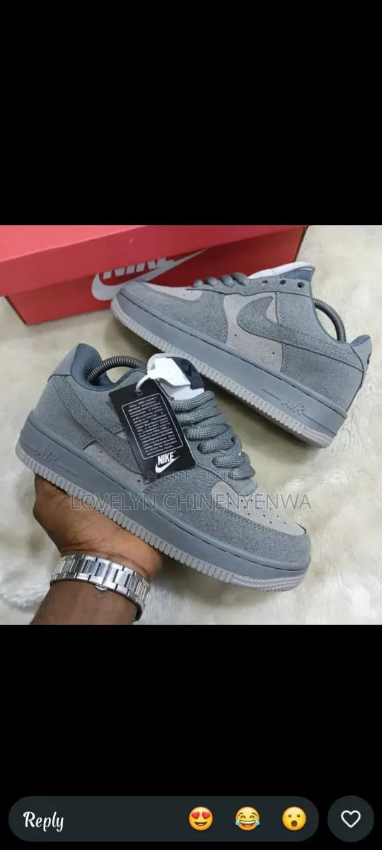 Canvas/Sneakers/Sketchers