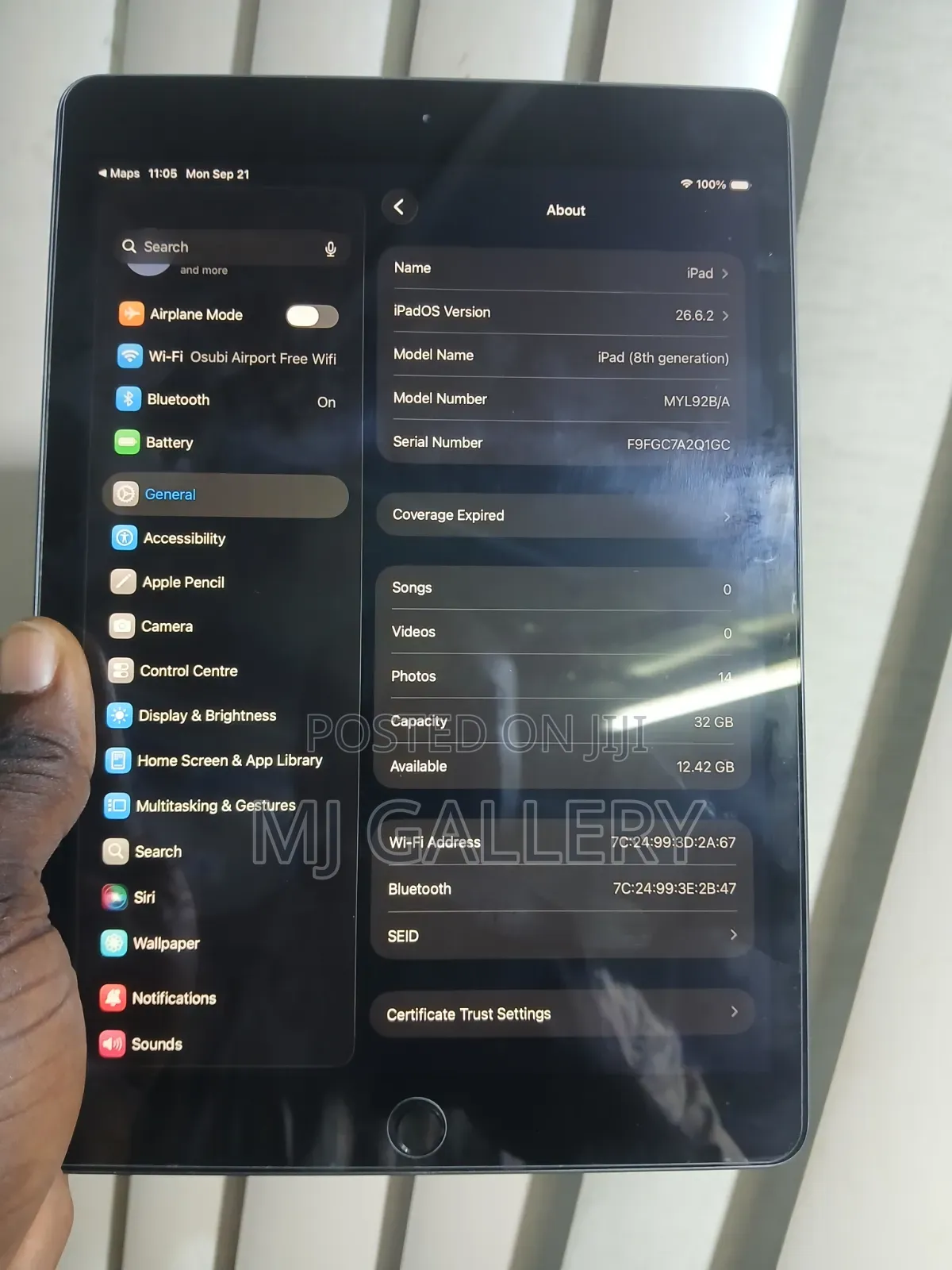 Apple iPad 10.2 (2021) 128 GB White