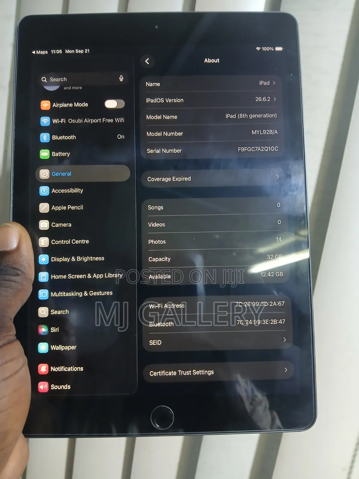 Apple iPad 10.2 (2021) 128 GB White