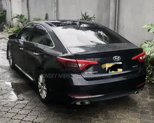 Hyundai Sonata Limited 2.0T 4dr Sedan (2.0L 4cyl Turbo 6A) 2015 Black