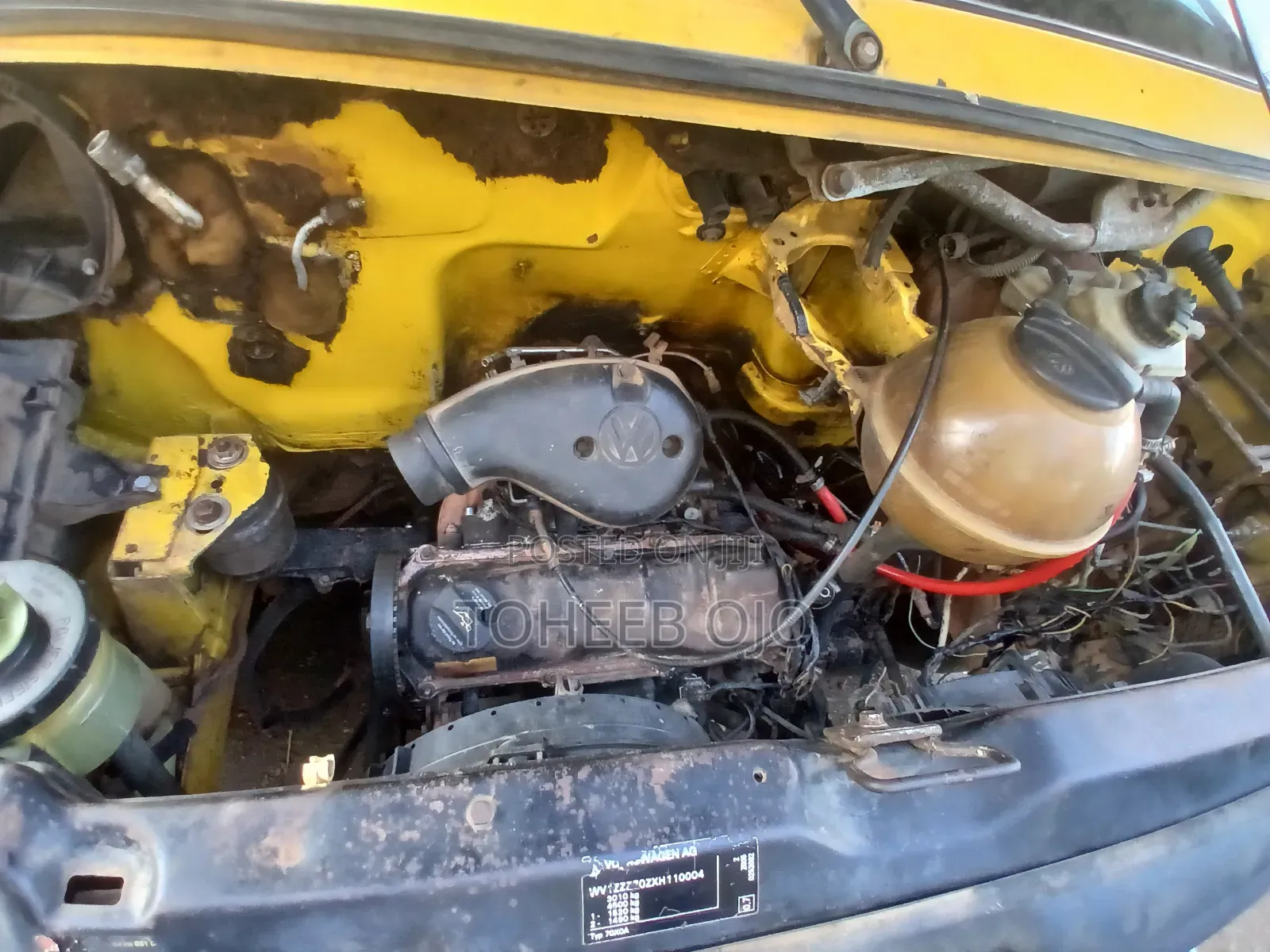 Volkswagen Transporter 1994 Yellow
