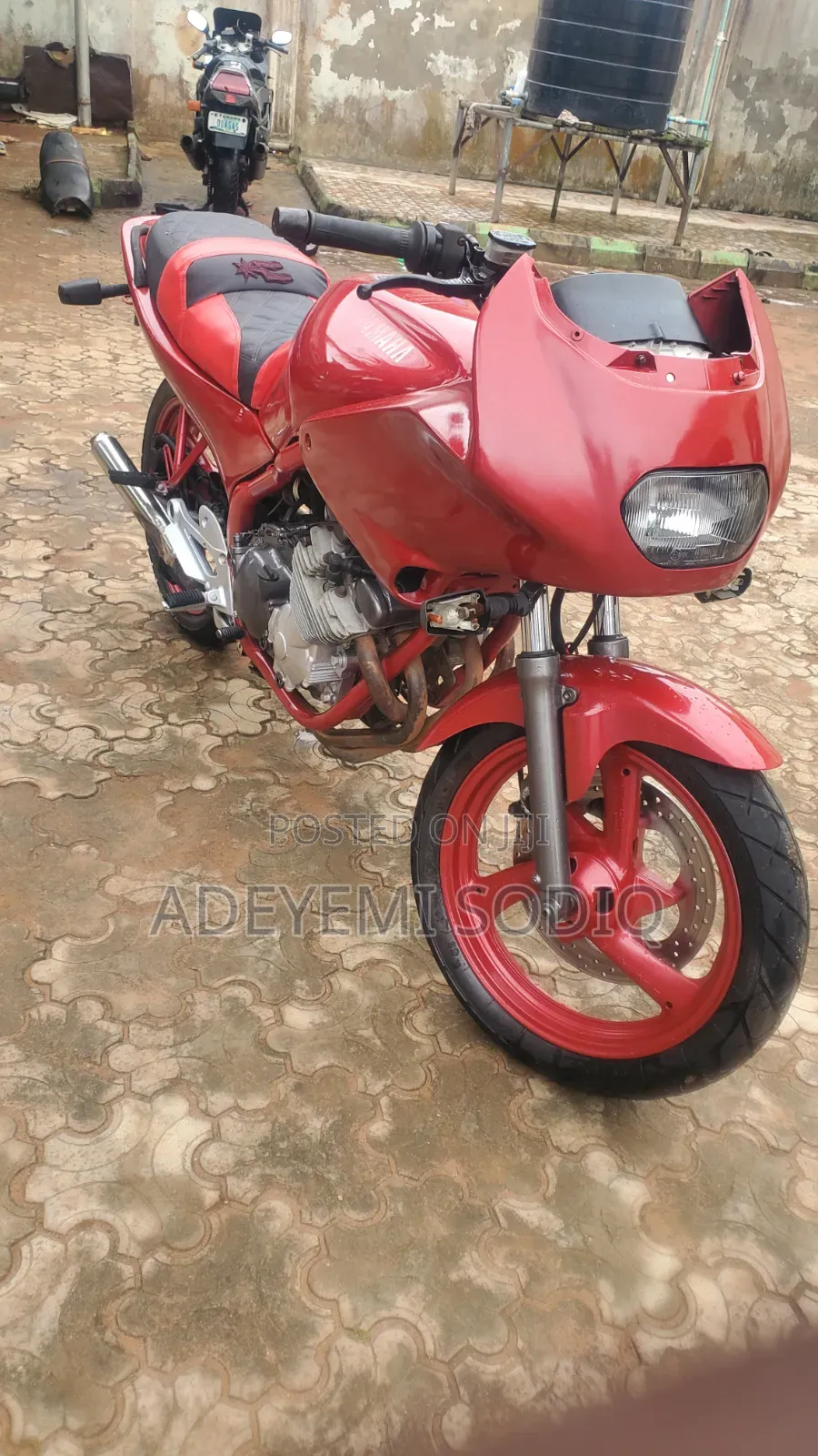 Yamaha 2000 Red