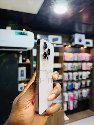 Apple iPhone 16 Pro Max 256 GB Gold