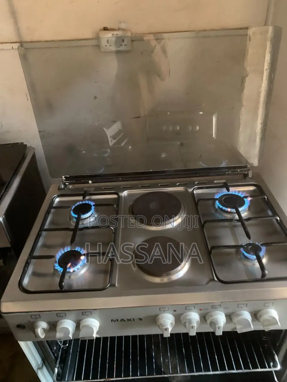 Six Burner Gas Cooker