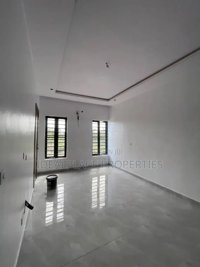 4bdrm Duplex in Ajah for sale