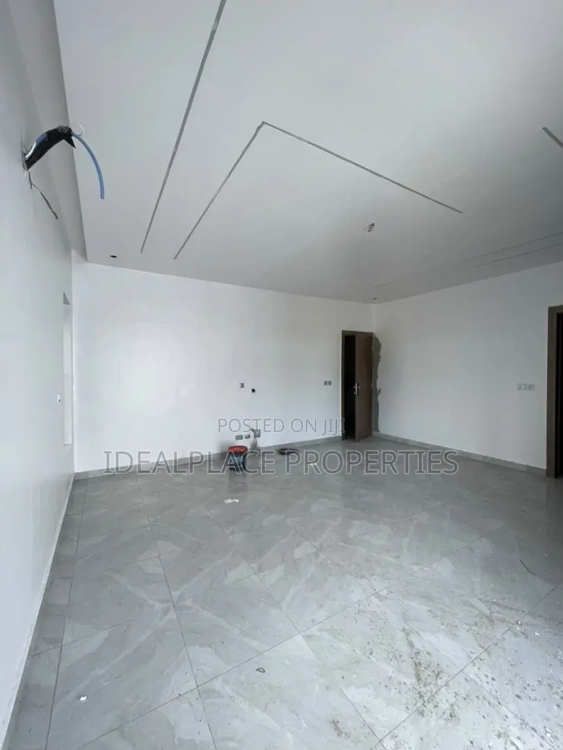 4bdrm Duplex in Ajah for sale