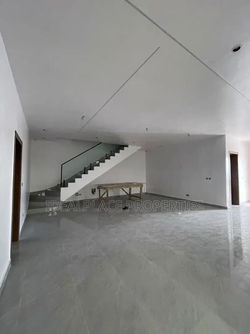 4bdrm Duplex in Ajah for sale