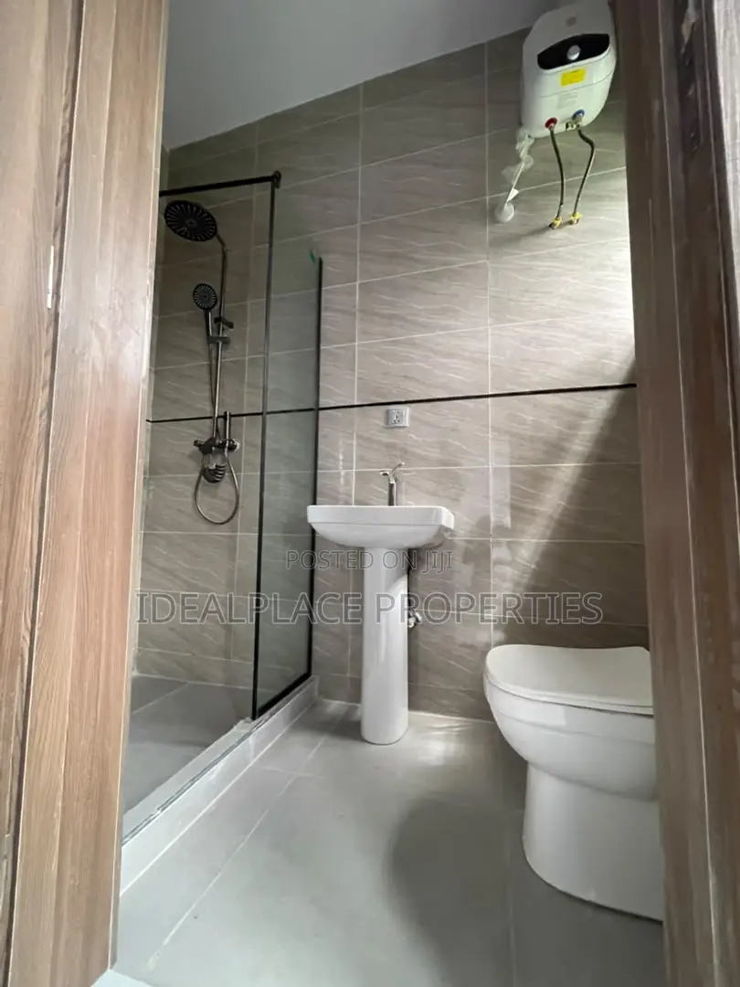 4bdrm Duplex in Ajah for sale
