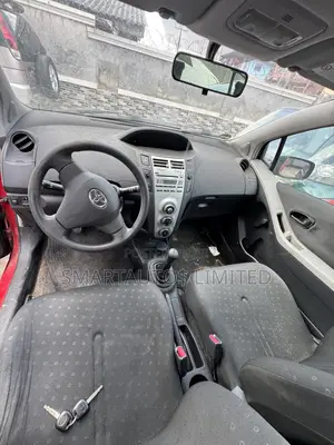 Toyota Yaris 2007 Red
