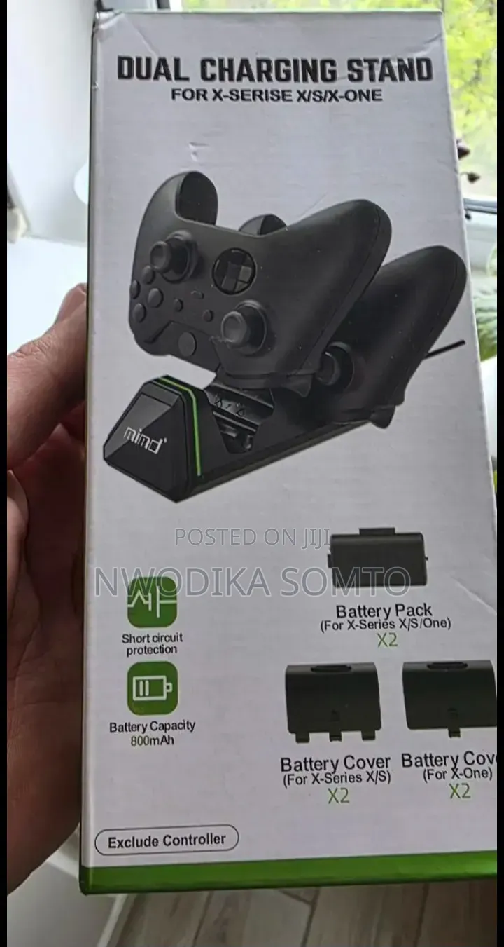 Xbox Controller Battery and Charging Dock