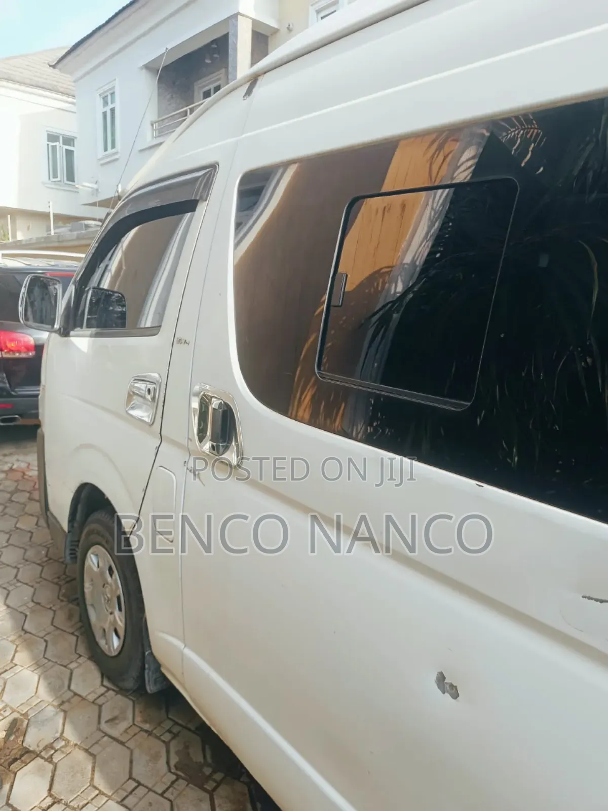 Toyota HiAce 2015 White