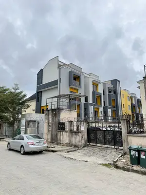 4bdrm Townhouse/Terrace in Lekki for sale