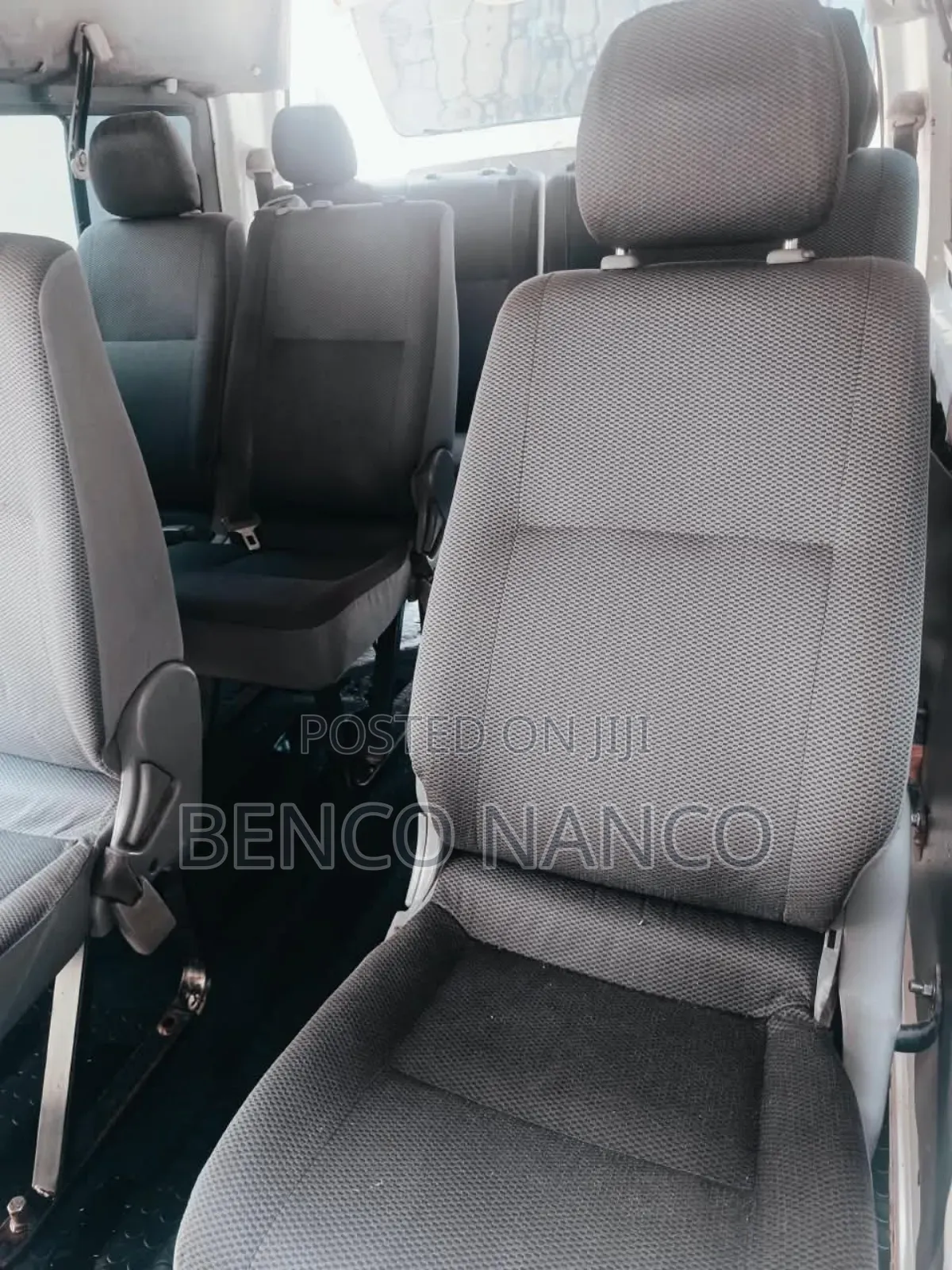 Toyota HiAce 2015 White