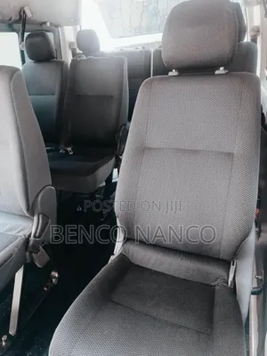 Toyota HiAce 2015 White
