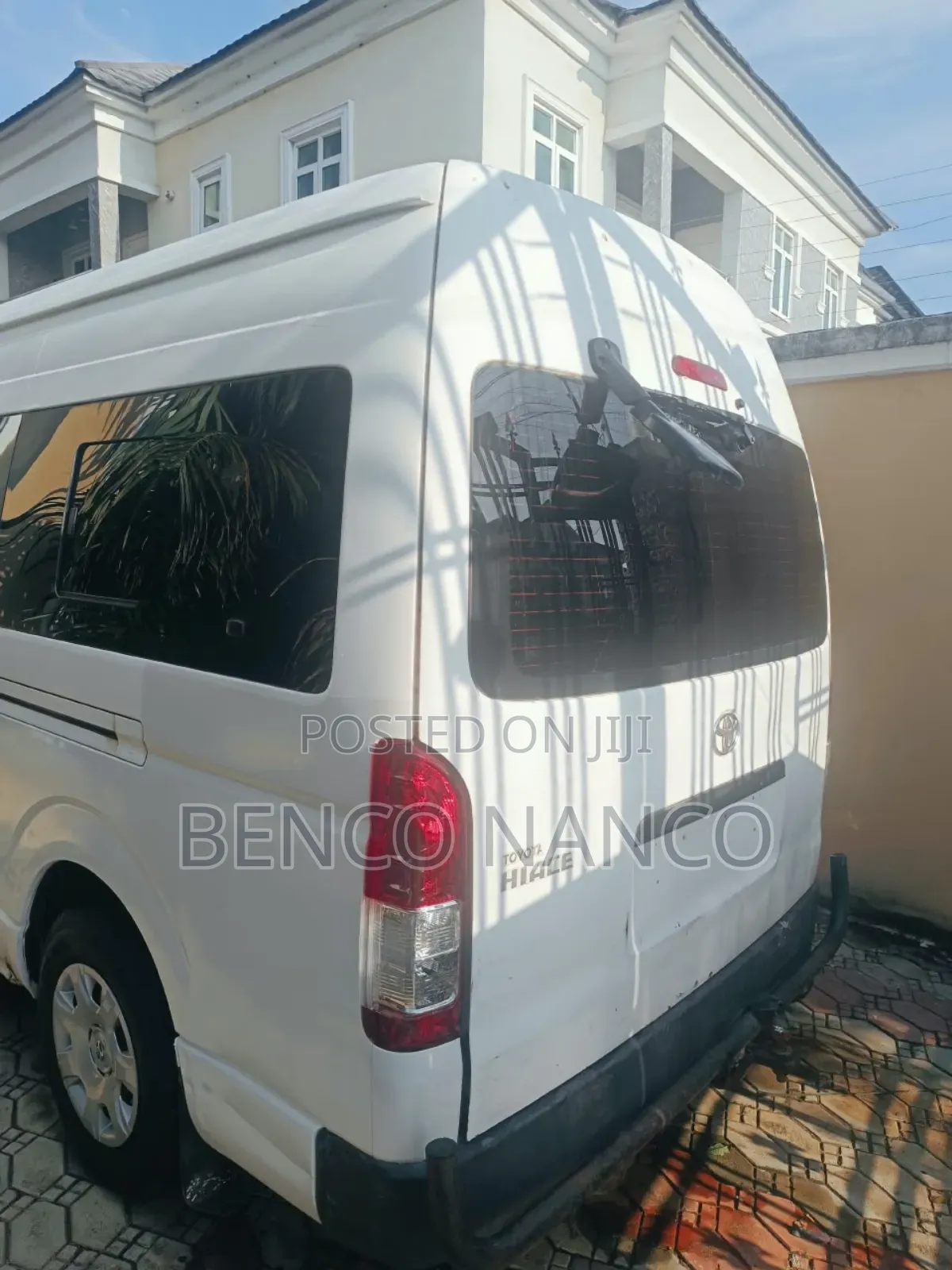Toyota HiAce 2015 White