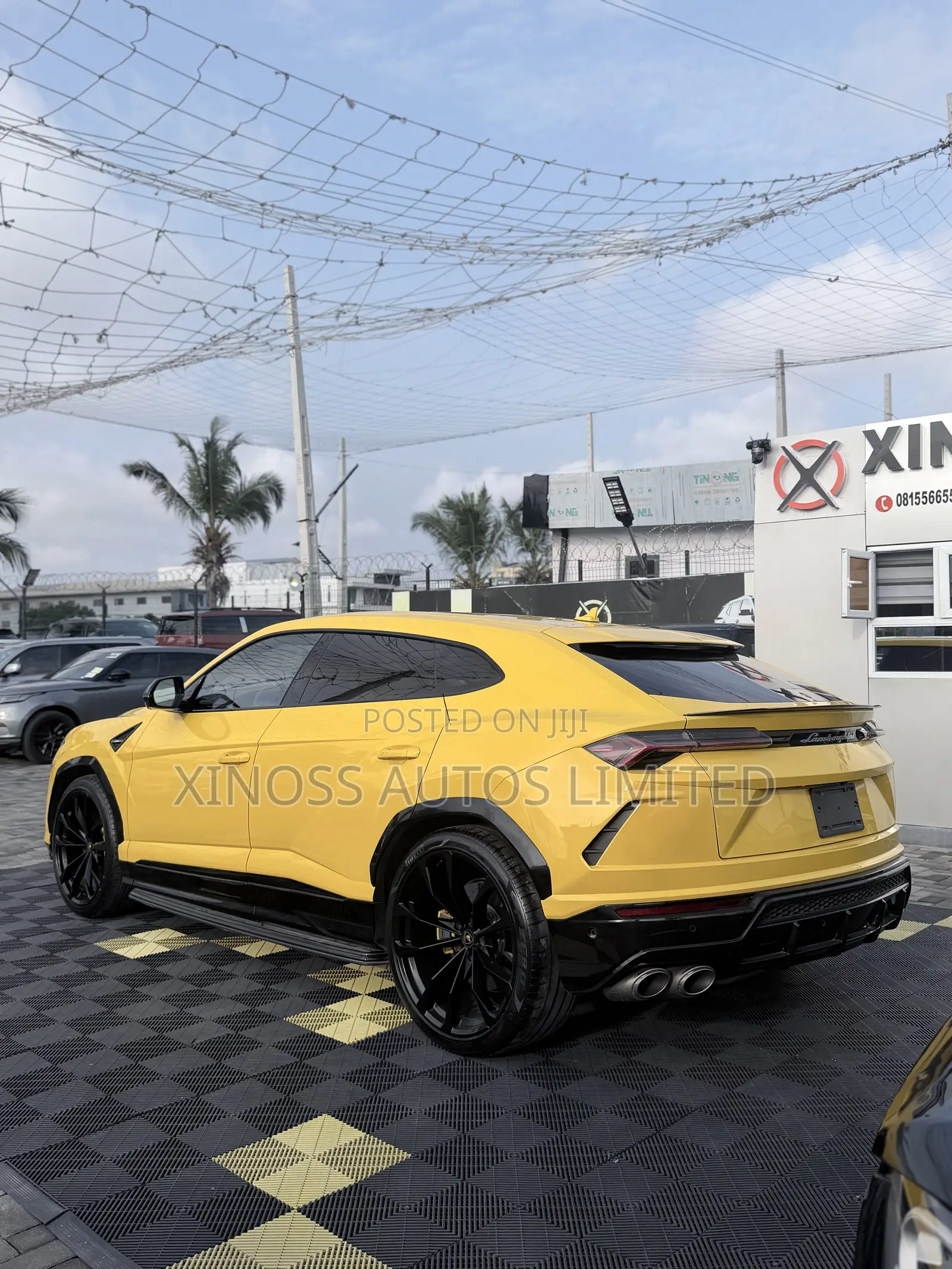 Lamborghini Urus 2022 Yellow