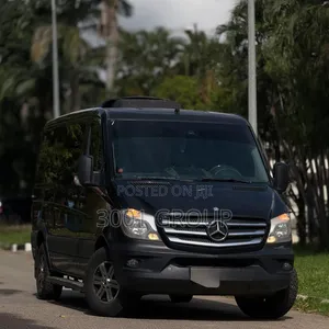 Mercedes-Benz Sprinter 2015 Black