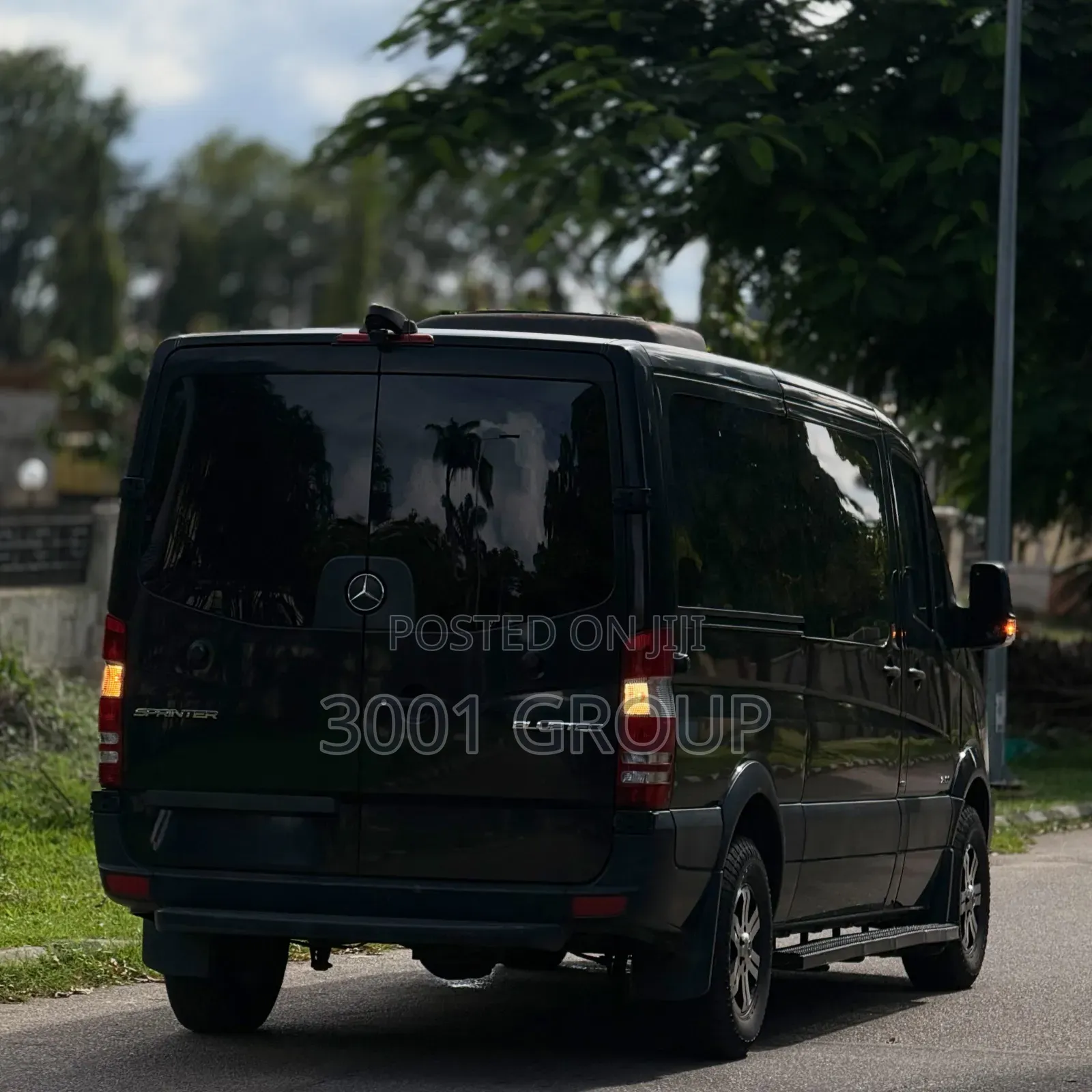 Mercedes-Benz Sprinter 2015 Black