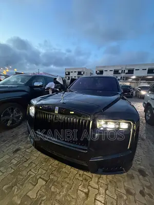 Rolls-Royce Cullinan Base 2022 Black