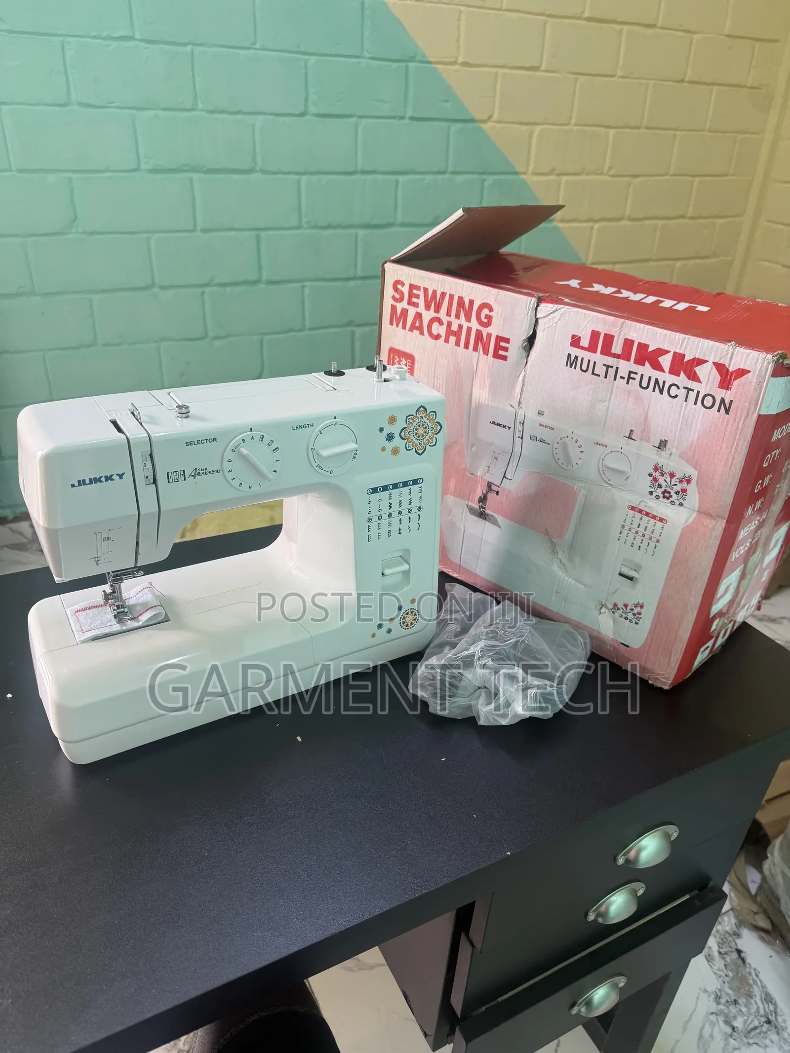 JUKKY FH6224 24-Stitch Multi-Function Table Top. Sewing Machine
