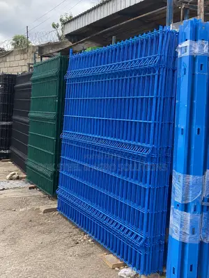 Finger Panel Mesh Fence With Pole