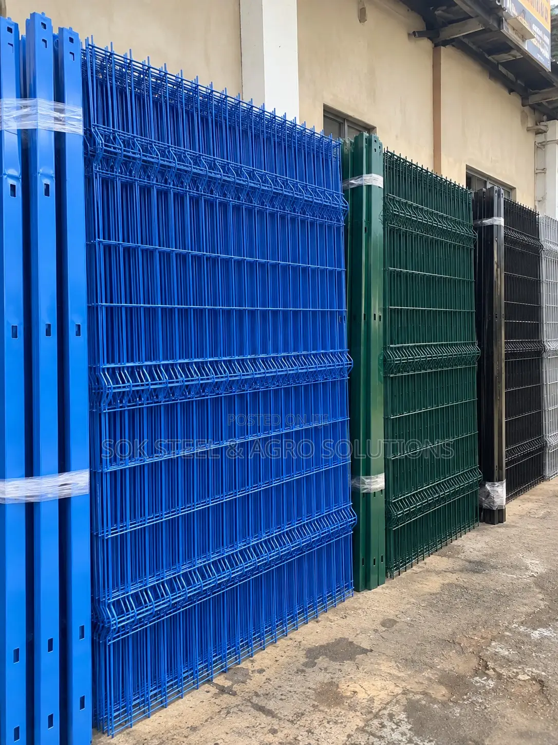 Finger Panel Mesh Fence With Pole