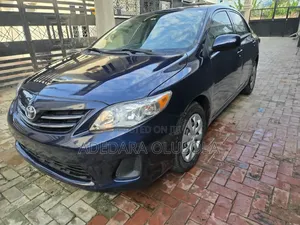 Toyota Corolla LE 4dr Sedan (1.8L 4cyl 4A) 2013 Blue