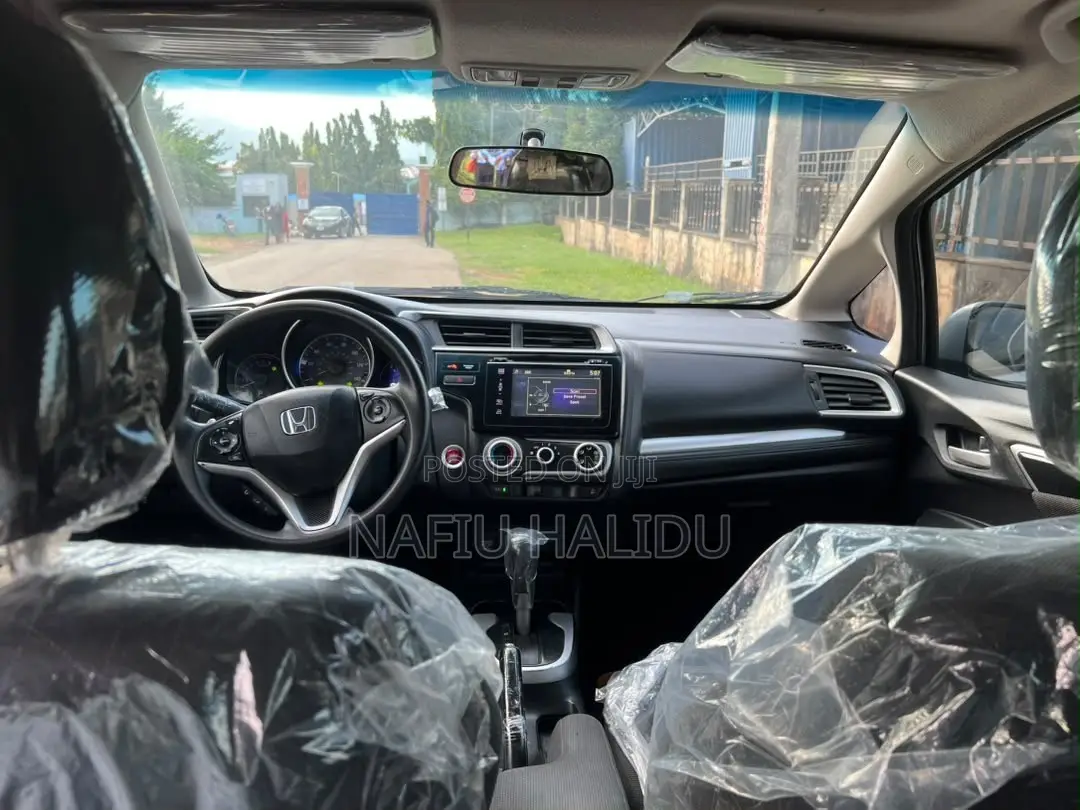 Honda Fit 2017 Silver
