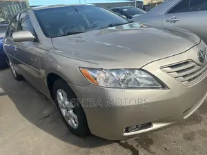 Toyota Camry LE 4dr Sedan (2.4L 4cyl 5A) 2008 Gold