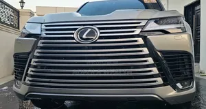 Lexus LX 600 2024 Gray