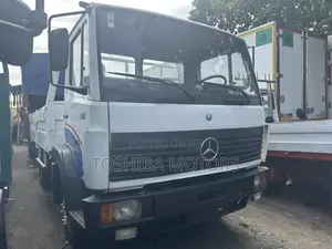 Mercedes Benz 814