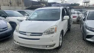 Toyota Sienna XLE Limited AWD (3.3L V6 5A) 2004 Silver