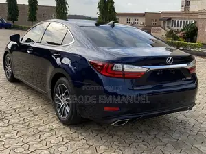 Lexus ES 2017 Blue