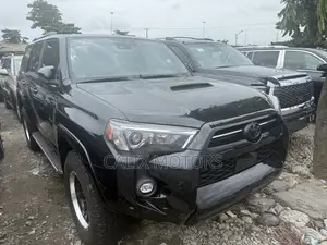 Toyota 4-Runner 2025 Black