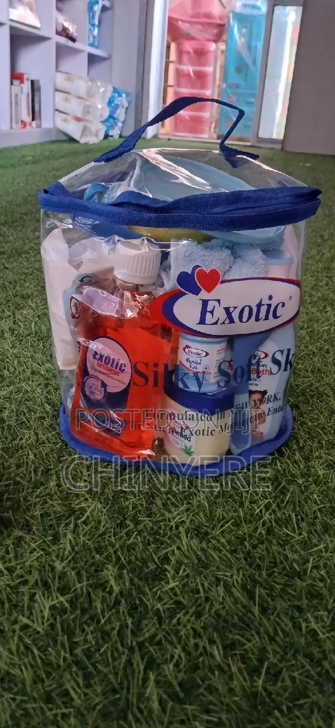 Exotic Baby Cosmetic Set