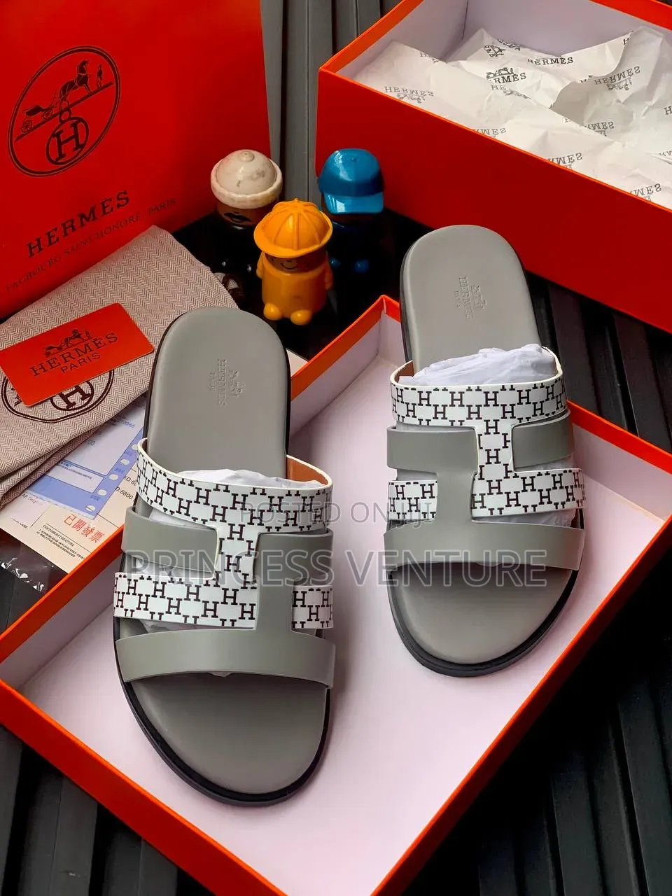Men's Hermes Slippers