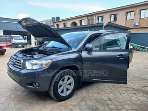 Toyota Highlander 2010 Gray