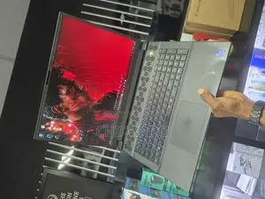 Laptop Alienware M18 R2 32GB Intel Core i9 SSD 2T