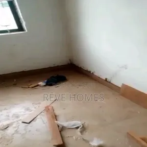 3bdrm Block of Flats in Ifako-Gbagada for rent