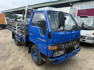 Foreign Used Toyota Dyna 200 Mini Truck.