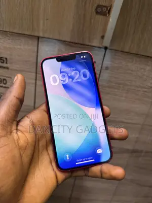 Apple iPhone 13 128 GB Red